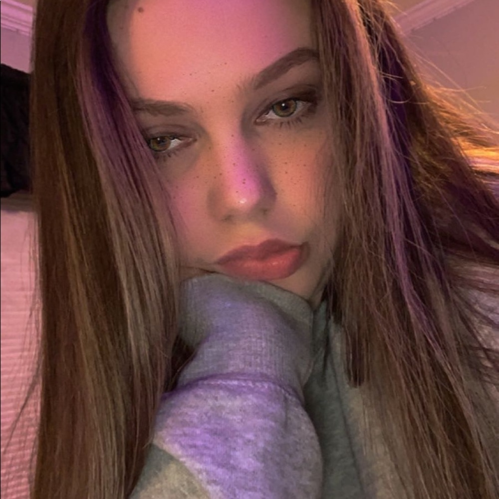 Meet your Posher, Hannah